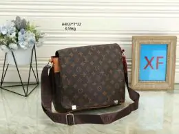 louis vuitton mini sac a main pour homme s_1115472